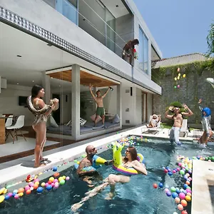 https://villa-minggu.ubudhotelsnow.com